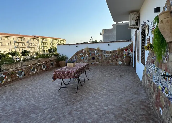 Casa La Dolce Couette-café Nuova Gibellina